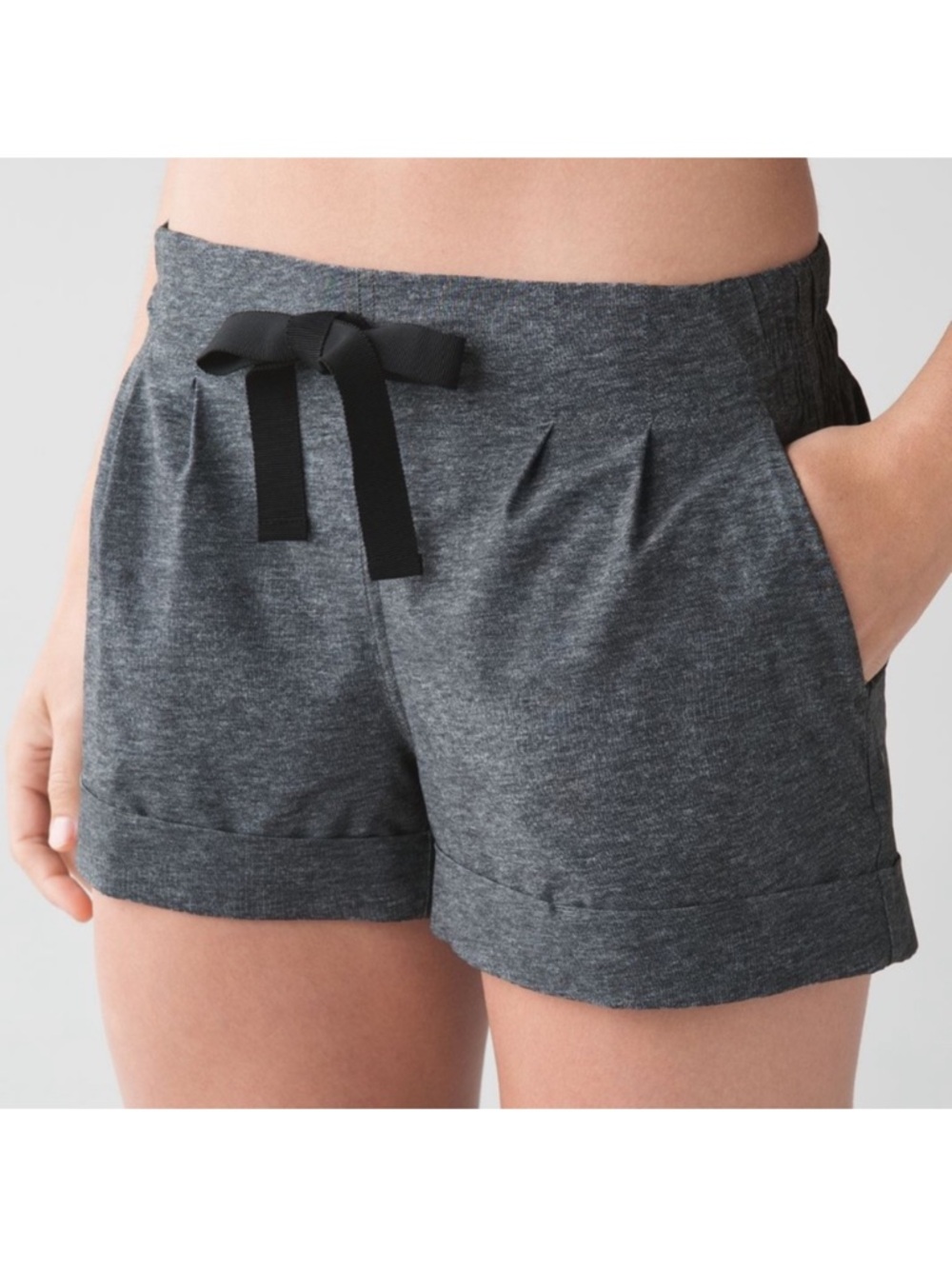 Lululemon🍋 Spring Break Away  Drawstring Athletic Shorts 2.5” Size 8